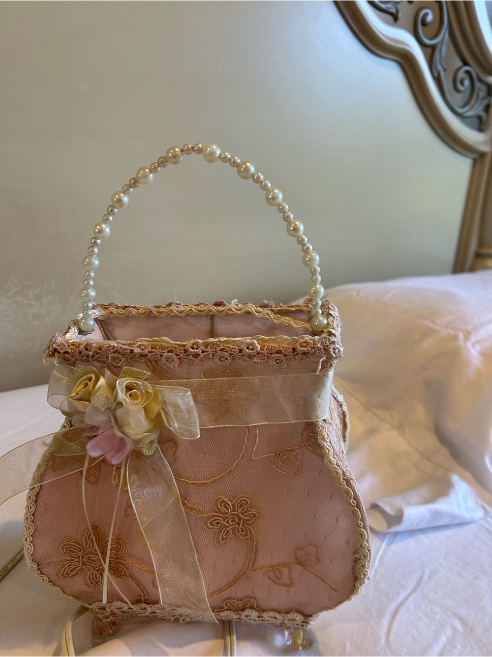 Vintage Blush Pink Purse Night Light Lamp Pearl Handle Lace Floral